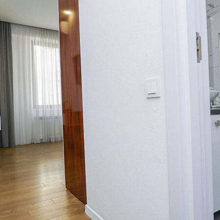 Hotel Type Rooms On Avenue Melikishvili, City Center Tbilisi Eksteriør billede