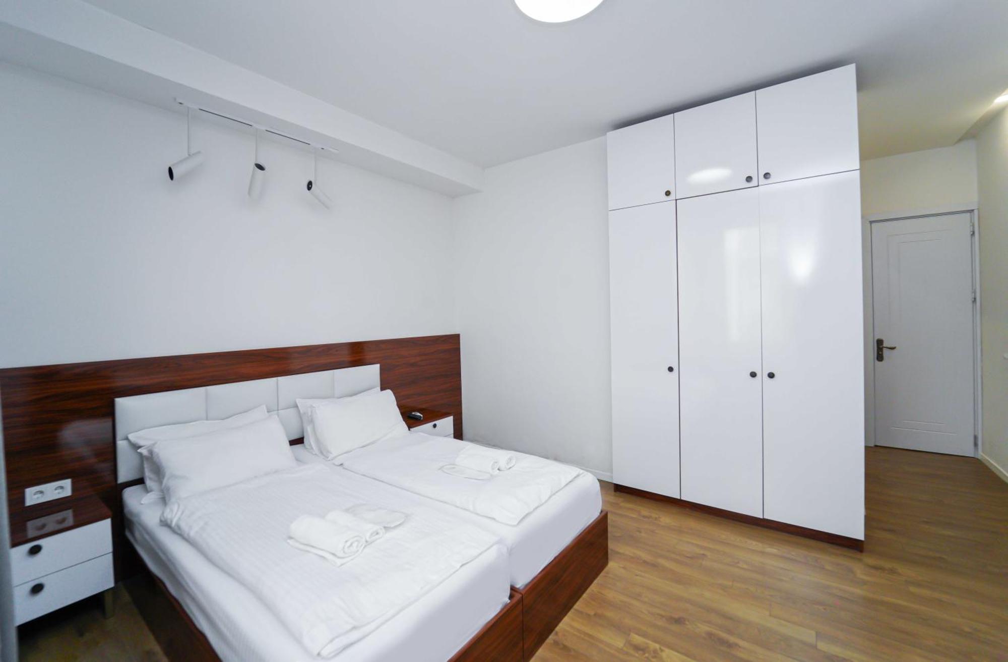 Hotel Type Rooms On Avenue Melikishvili, City Center Tbilisi Eksteriør billede